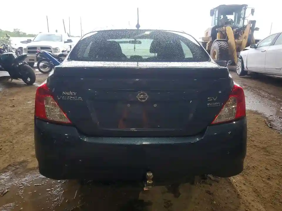 3N1CN7AP4HL864439 2017 NISSAN VERSA-5