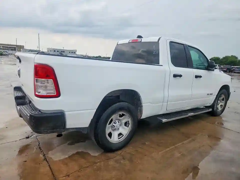 1C6RRECT7KN667421 2019 RAM 1500-2