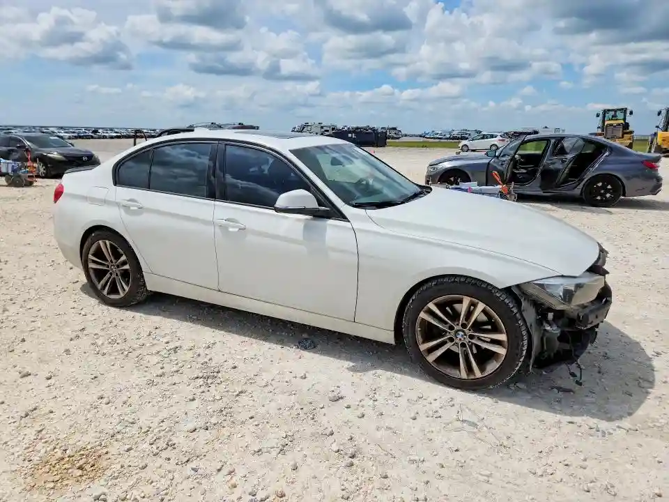WBA8E9G59GNU30615 2016 BMW 3 SERIES-3