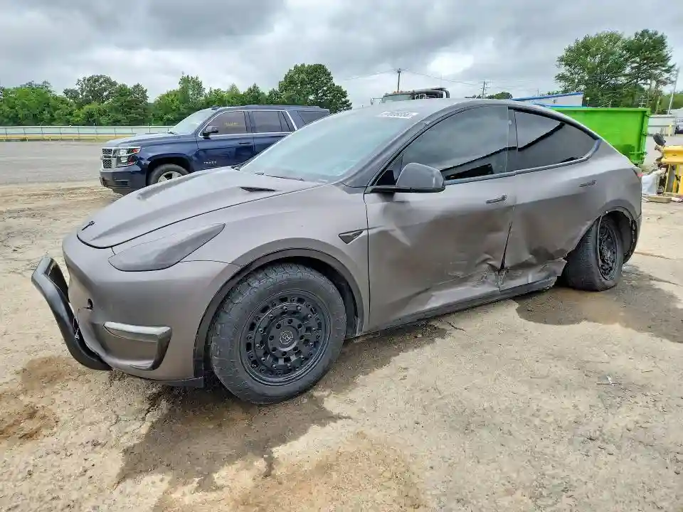 5YJYGDEE6MF084715 2021 TESLA MODEL Y-0