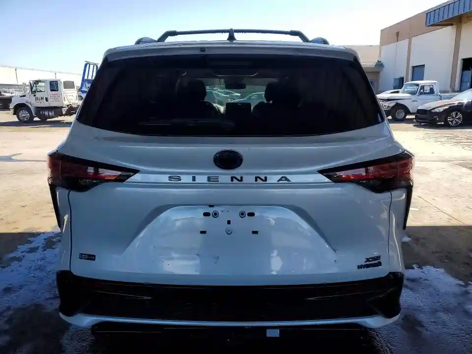 5TDCRKEC3PS146921 2023 TOYOTA SIENNA-5