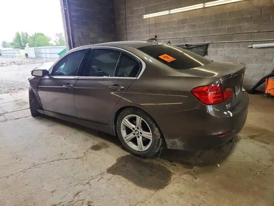 WBA3A5G53FNP34813 2015 BMW 3 SERIES-1
