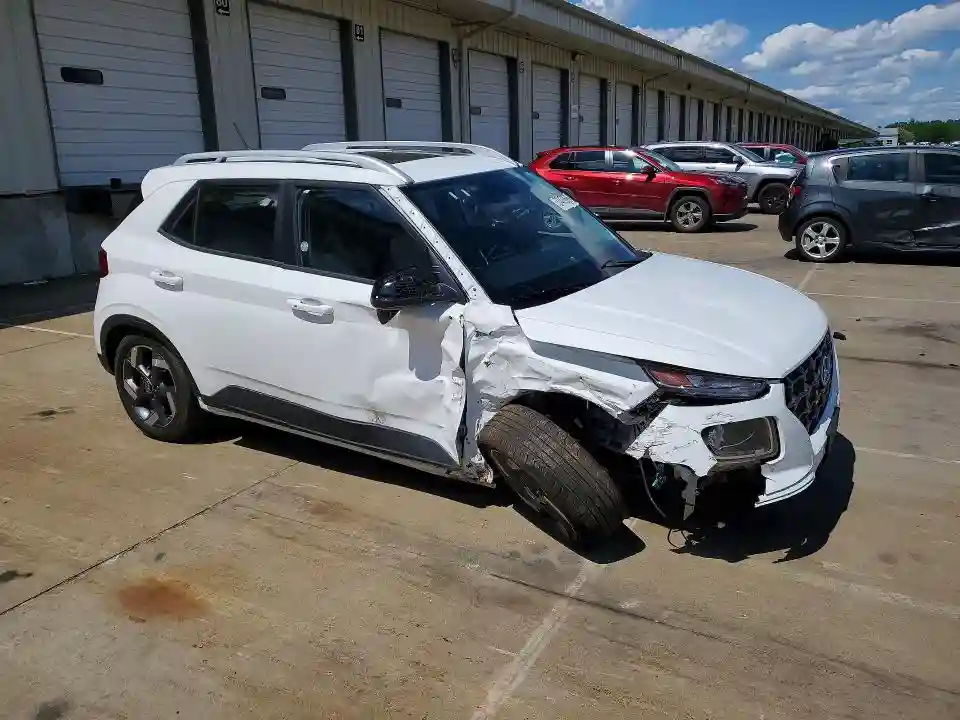 KMHRC8A33TU436016 2026 HYUNDAI VENUE-3