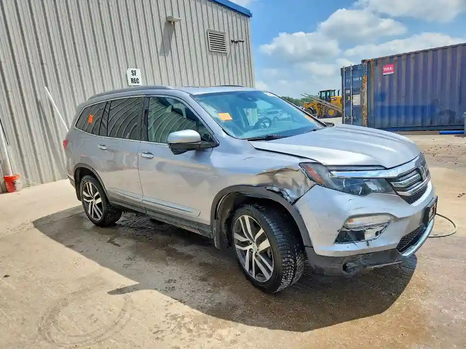 5FNYF6H96HB004364 2017 HONDA PILOT-3