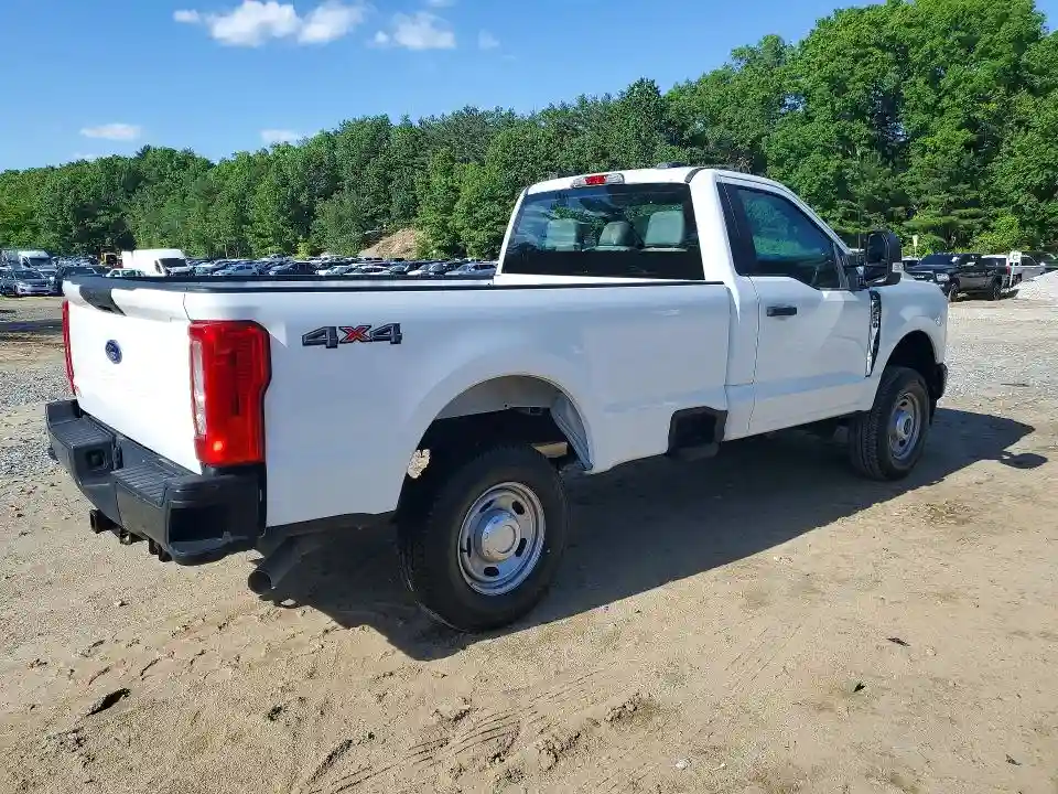 1FTBF2BA0PED83301 2023 FORD F250-2