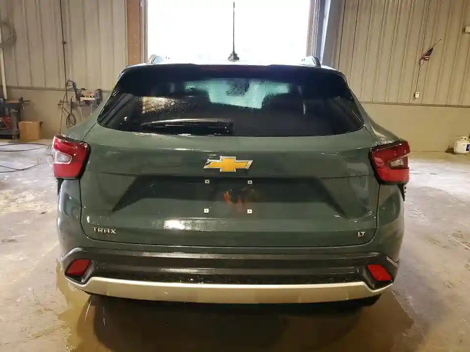 KL77LHEP6SC324353 2025 CHEVROLET TRAX-5
