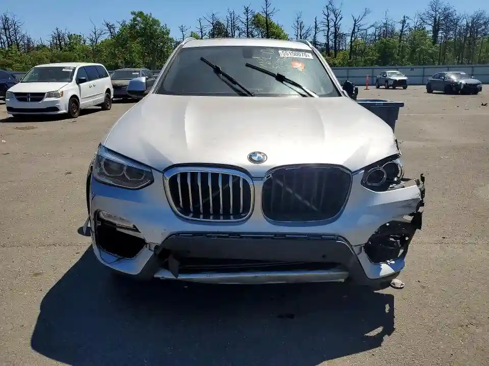 5UXTR9C50JLD72423 2018 BMW X3-4