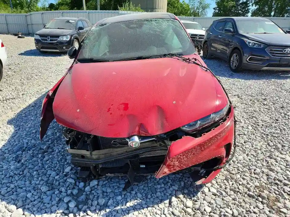 ZASPATCWXR3031642 2024 ALFA ROMEO TONALE TI-4
