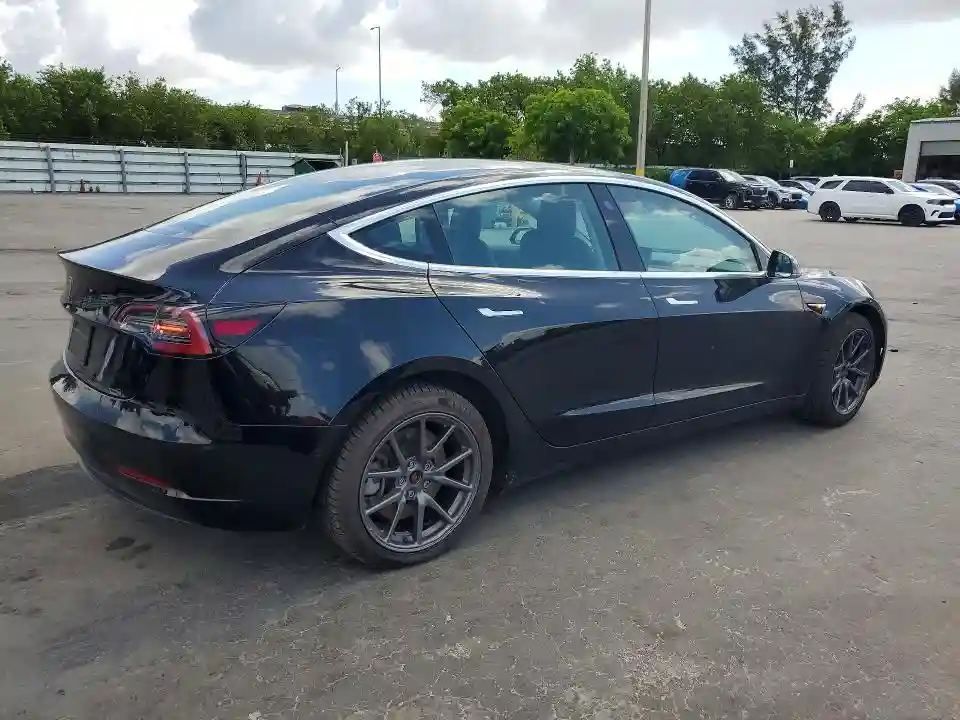 5YJ3E1EAXKF416096 2019 TESLA MODEL 3-2