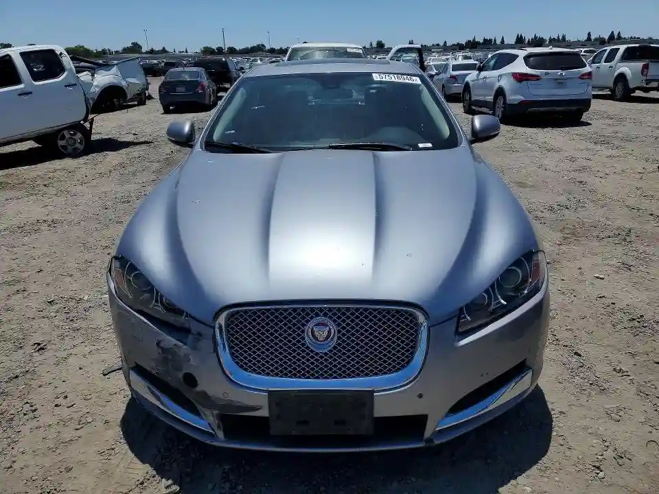 SAJWA0F72F8U55214 2015 JAGUAR XF-4