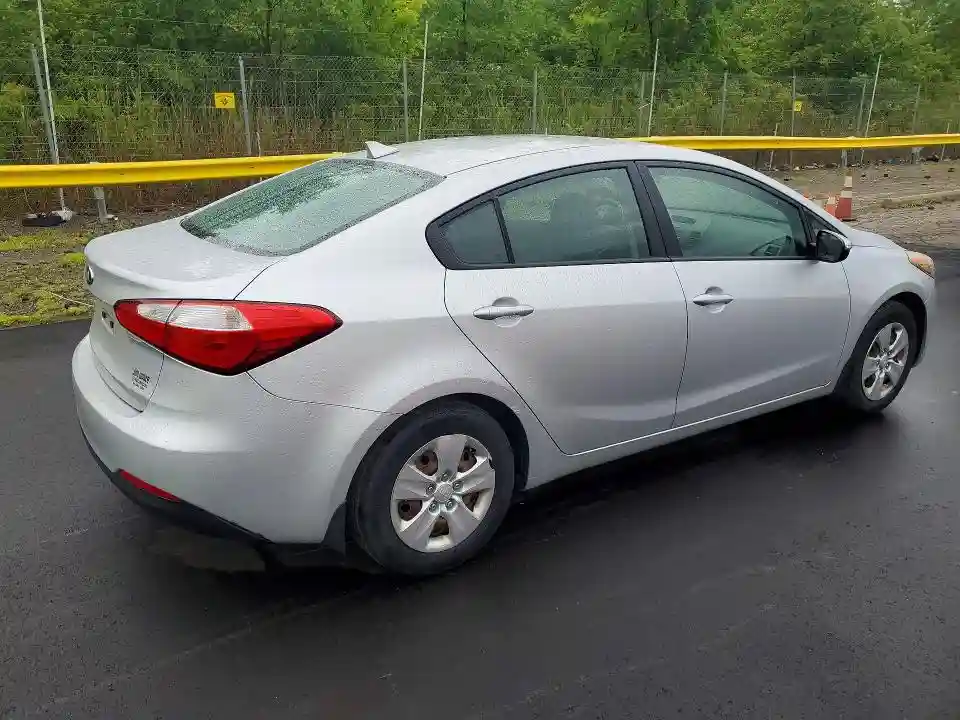KNAFX4A62F5340498 2015 KIA FORTE-2