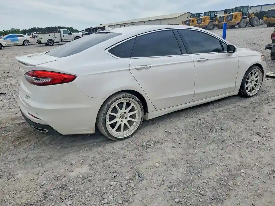 3FA6P0K94LR119388 2020 FORD FUSION-2