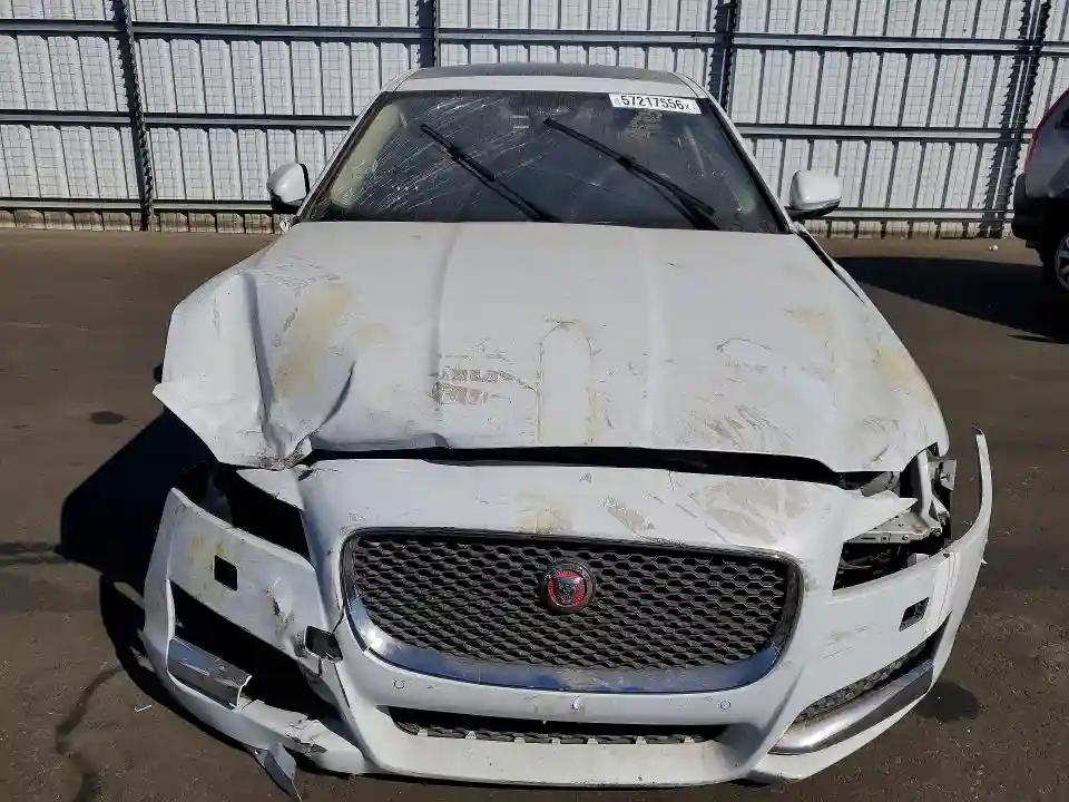 SAJBD4BV9GCY13294 2016 JAGUAR XF-4