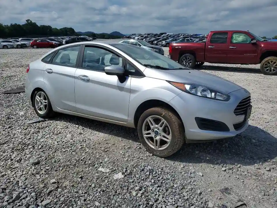 3FADP4BJ1HM156833 2017 FORD FIESTA-3