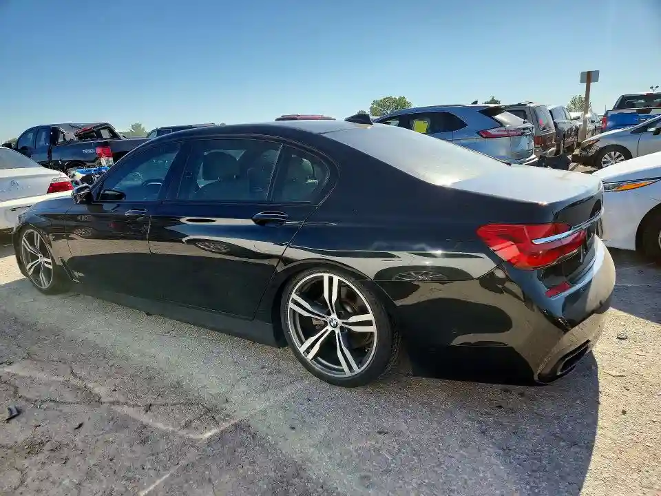 WBA7F0C54JGM22962 2018 BMW 7 SERIES-1