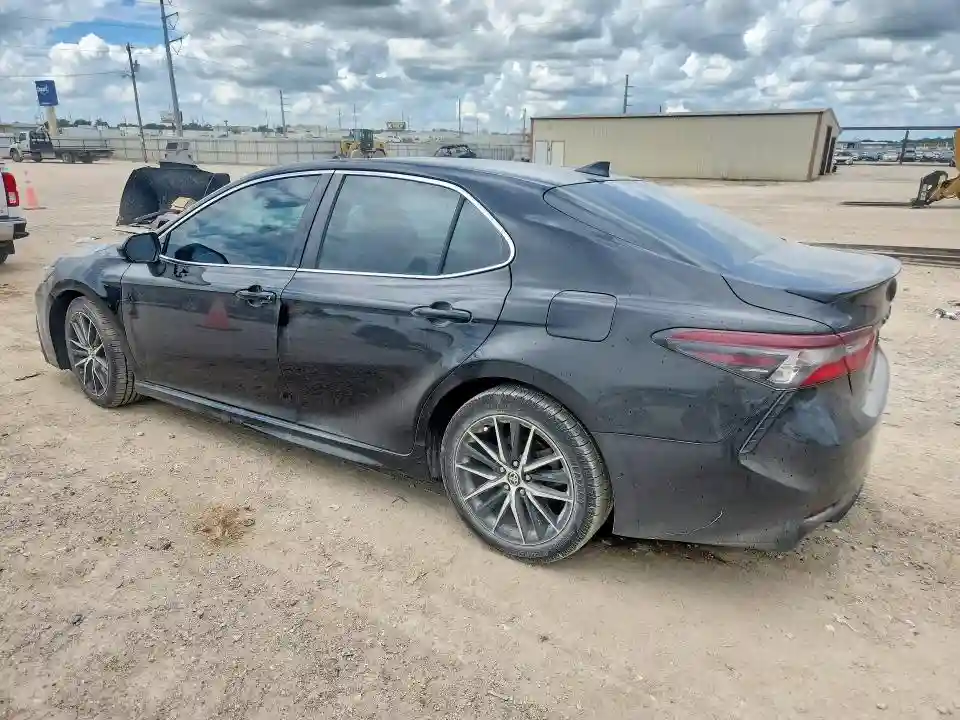 4T1G11AK7MU535600 2021 TOYOTA CAMRY-1