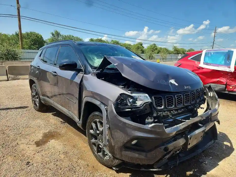 3C4NJDBN3RT153040 2024 JEEP COMPASS-3