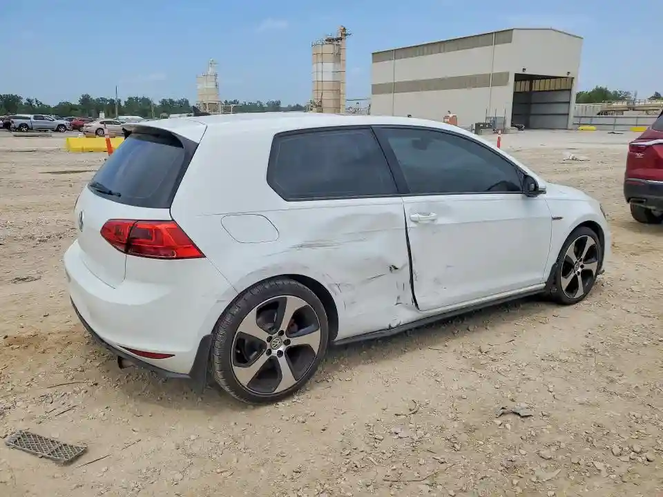 3VWYT7AU1GM006947 2016 VOLKSWAGEN GTI-2
