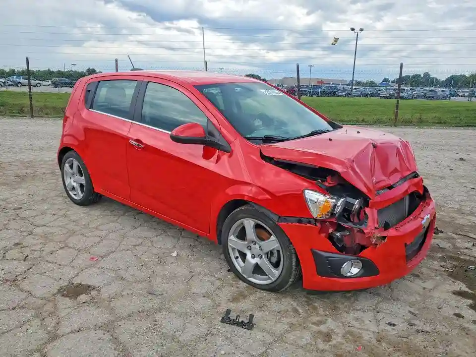 1G1JE6SB1G4136463 2016 CHEVROLET SONIC-3