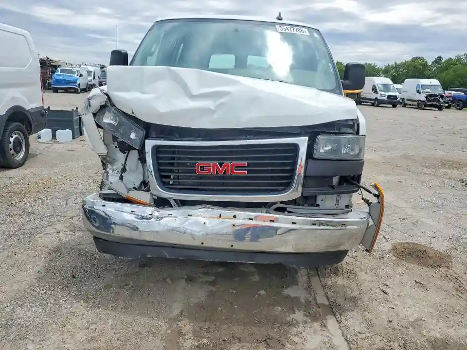 1GTW7AFP5P1130960 2023 GMC SAVANA-4
