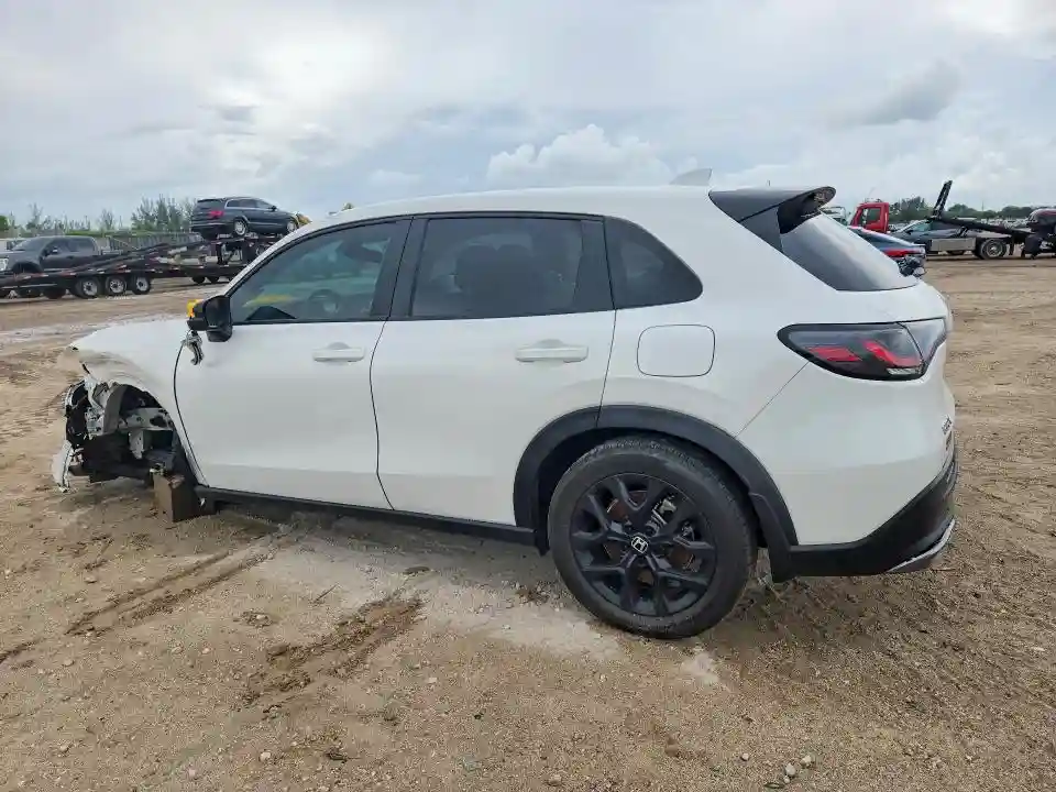 3CZRZ1H52SM701054 2025 HONDA HR-V-1