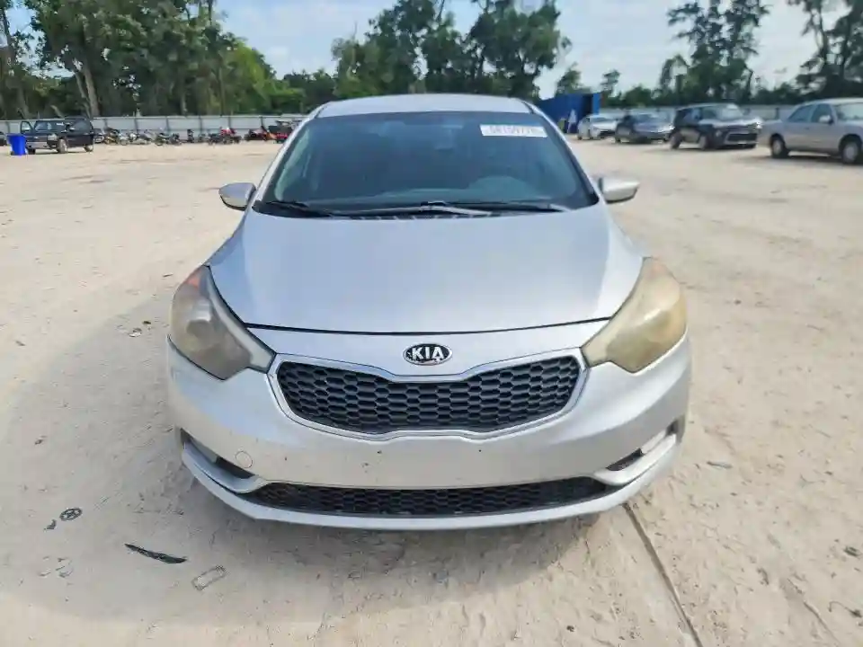 KNAFX5A84F5363949 2015 KIA FORTE-4