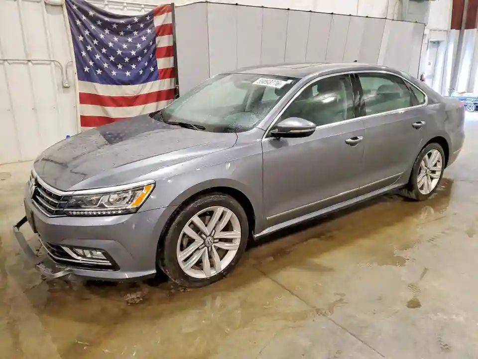 1VWGT7A36HC033969 2017 VOLKSWAGEN PASSAT-0