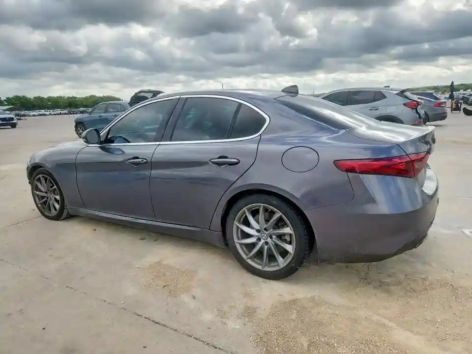 ZARFAEBN5H7556407 2017 ALFA ROMEO GIULIA-1