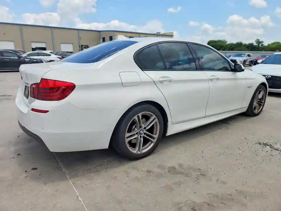 WBA5A5C5XGD529379 2016 BMW 5 SERIES-2