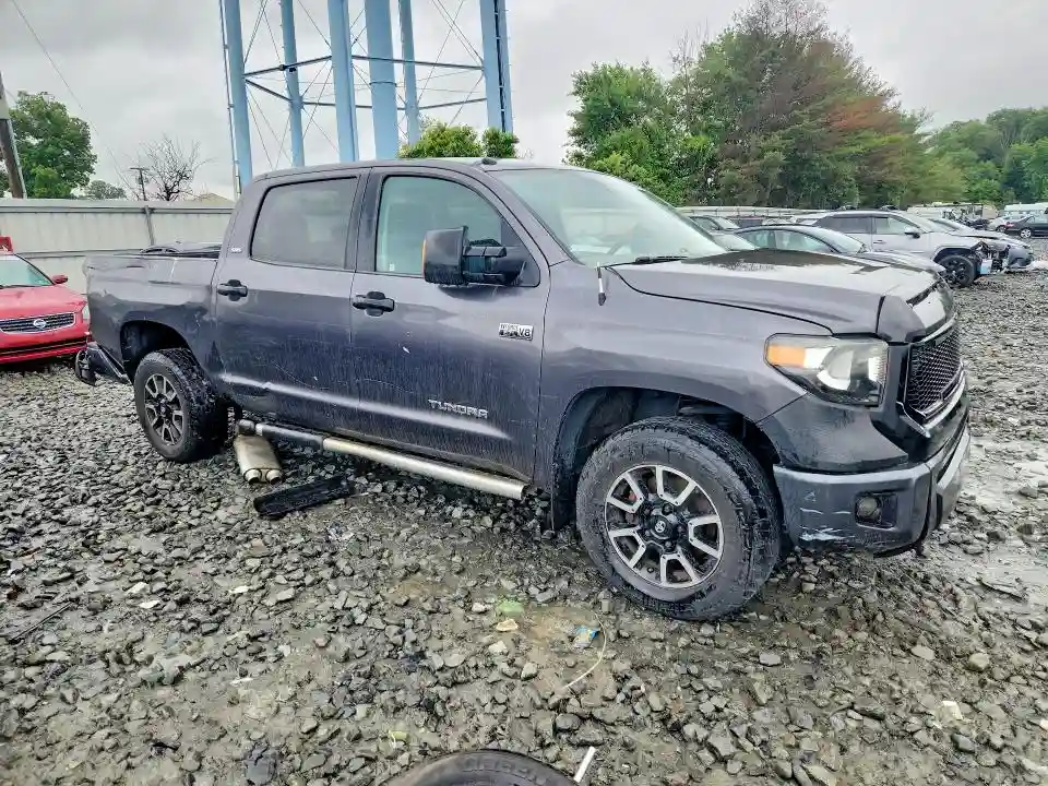 5TFDY5F18GX526482 2016 TOYOTA TUNDRA-3