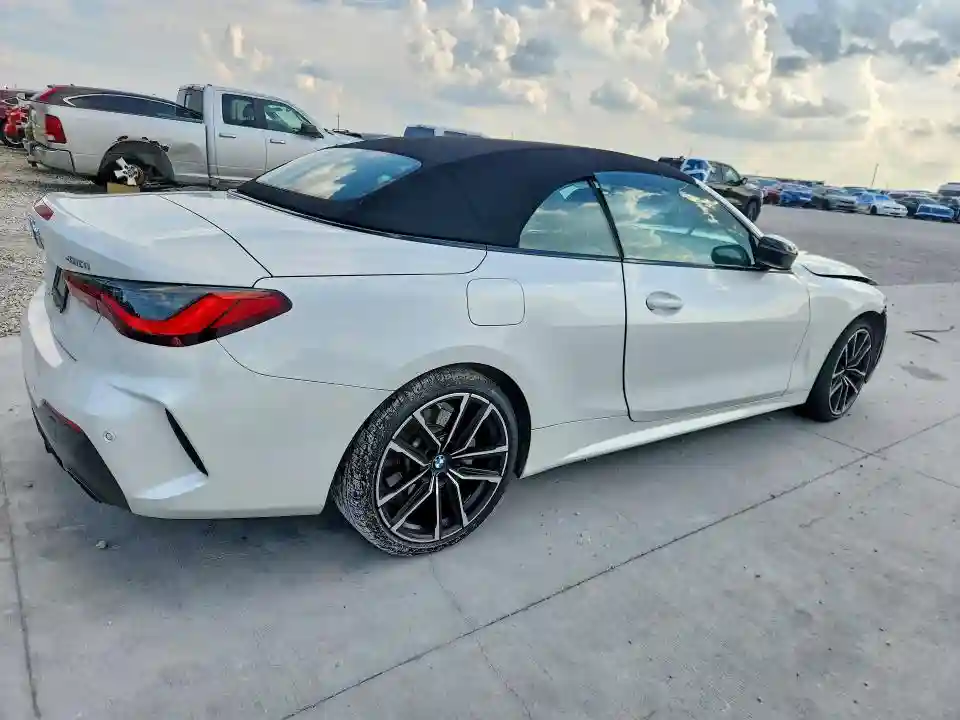 WBA43AT05NCJ51848 2022 BMW 4 SERIES-2