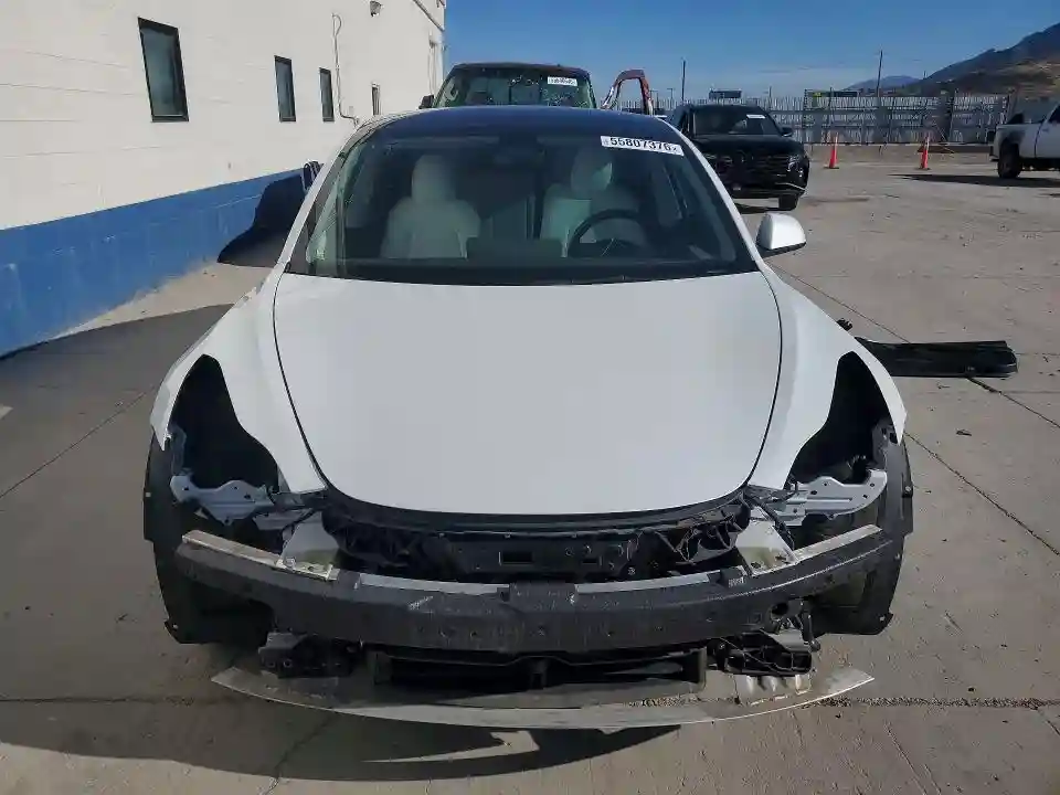 5YJ3E1EB3NF109950 2022 TESLA MODEL 3-4