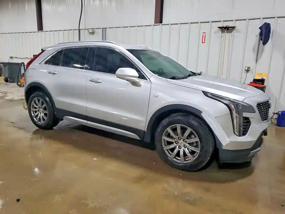 1GYFZCR44LF071561 2020 CADILLAC XT4-3