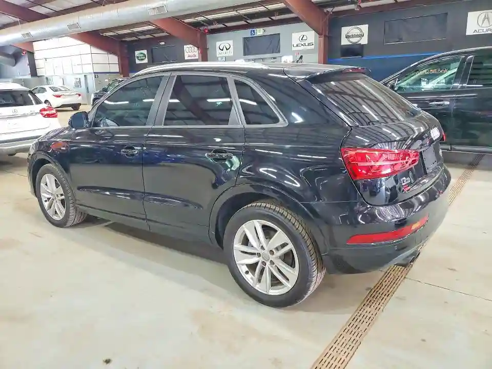 WA1ECCFS6JR027170 2018 AUDI Q3-1