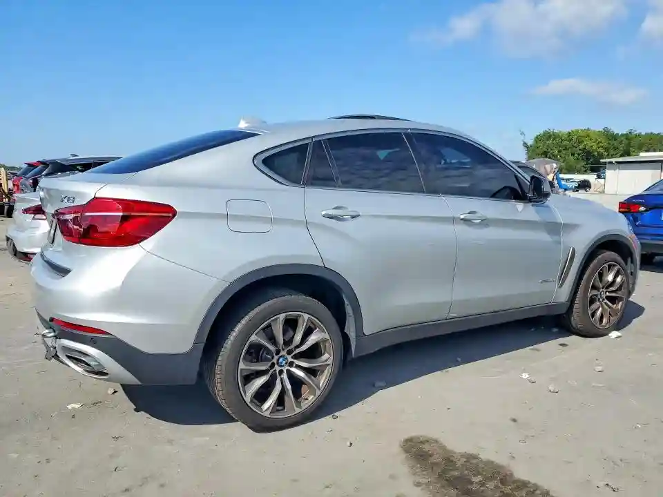 5UXKU0C51J0G80773 2018 BMW X6-2