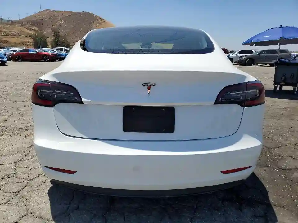 5YJ3E1EAXPF566152 2023 TESLA MODEL 3-5