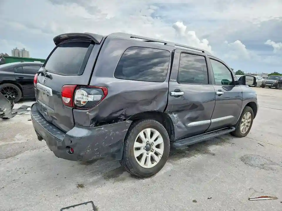 5TDDY5G17JS161692 2018 TOYOTA SEQUOIA-2