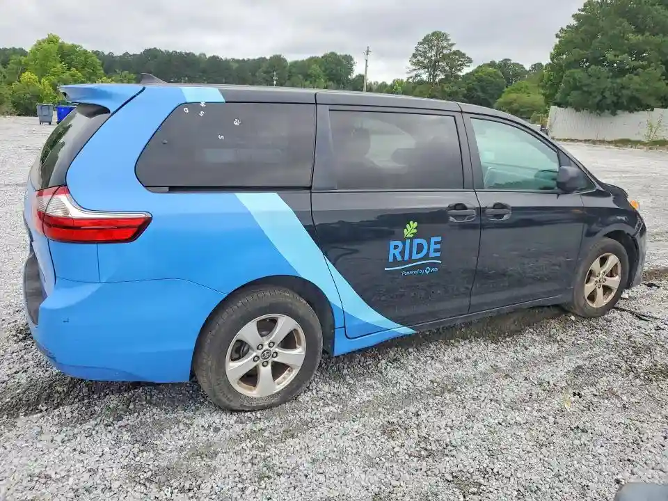 5TDZZ3DC5LS086605 2020 TOYOTA SIENNA-2