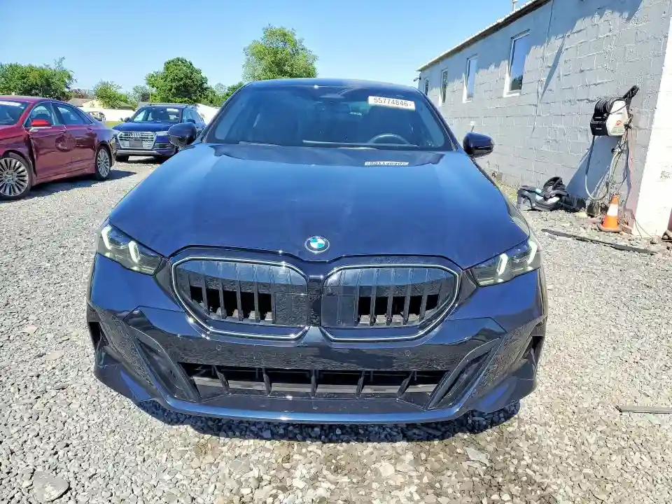 WBA53FJ03RCS66846 2024 BMW 5 SERIES-4