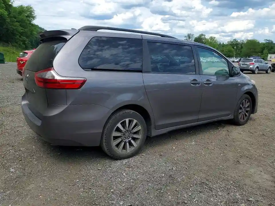 5TDJZ3DC0LS244832 2020 TOYOTA SIENNA-2