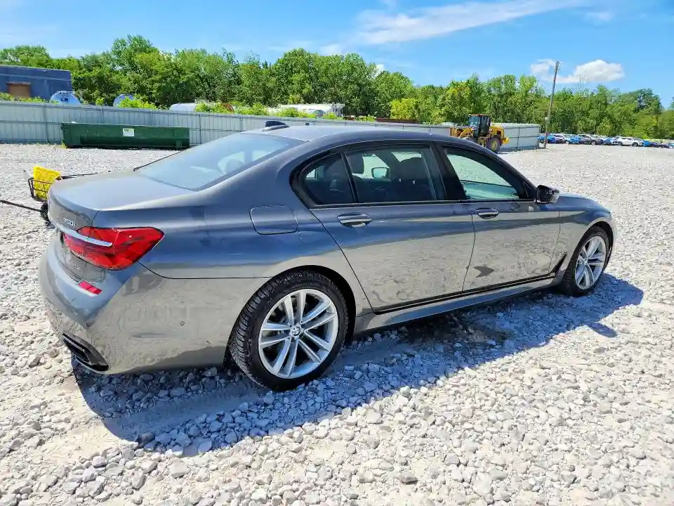 WBA7F2C53HG421811 2017 BMW 7 SERIES-2