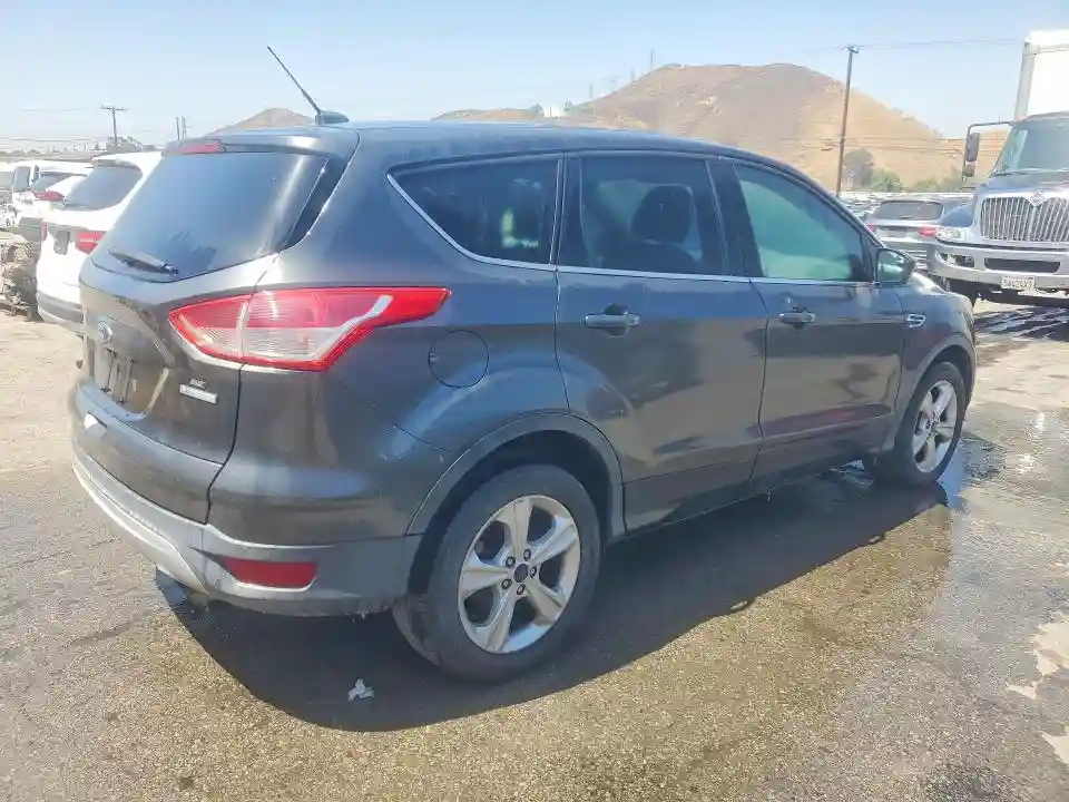1FMCU0GX6GUC00190 2016 FORD ESCAPE-2