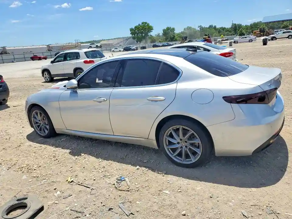 ZARFAEEN4H7554496 2017 ALFA ROMEO GIULIA-1