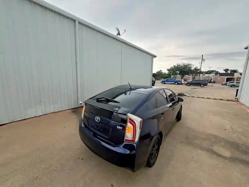 JTDKN3DU8F0427525 2015 TOYOTA PRIUS ONE-3