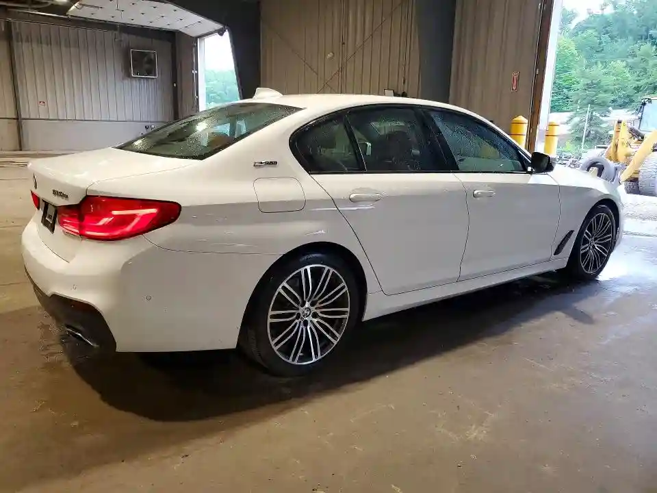 WBAJB1C5XKB376057 2019 BMW 5 SERIES-2