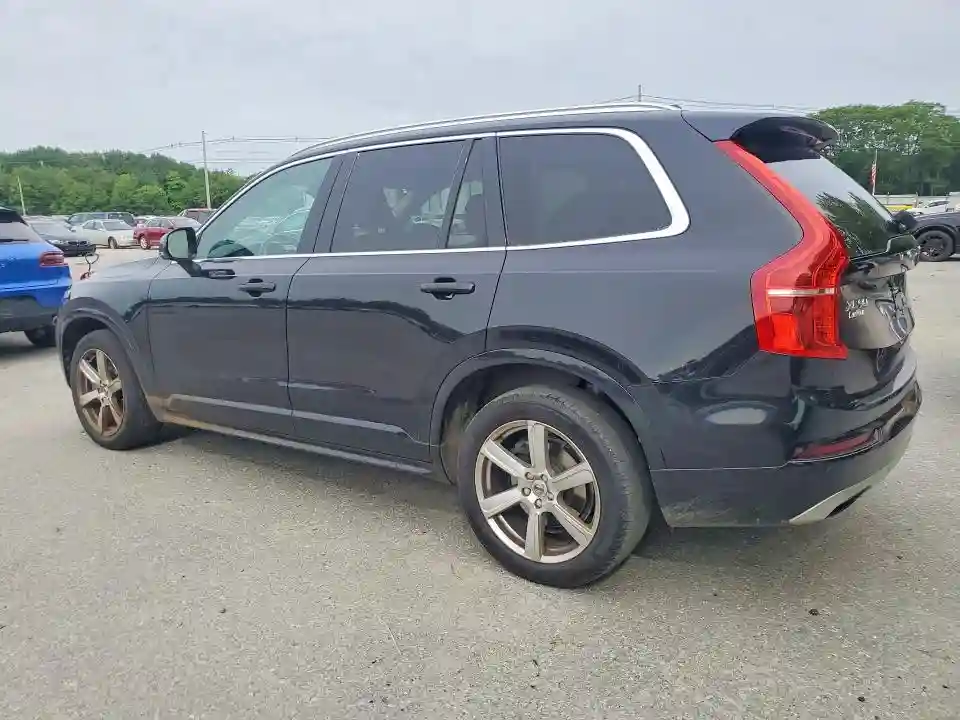 YV4A22PK8M1751796 2021 VOLVO XC90-1