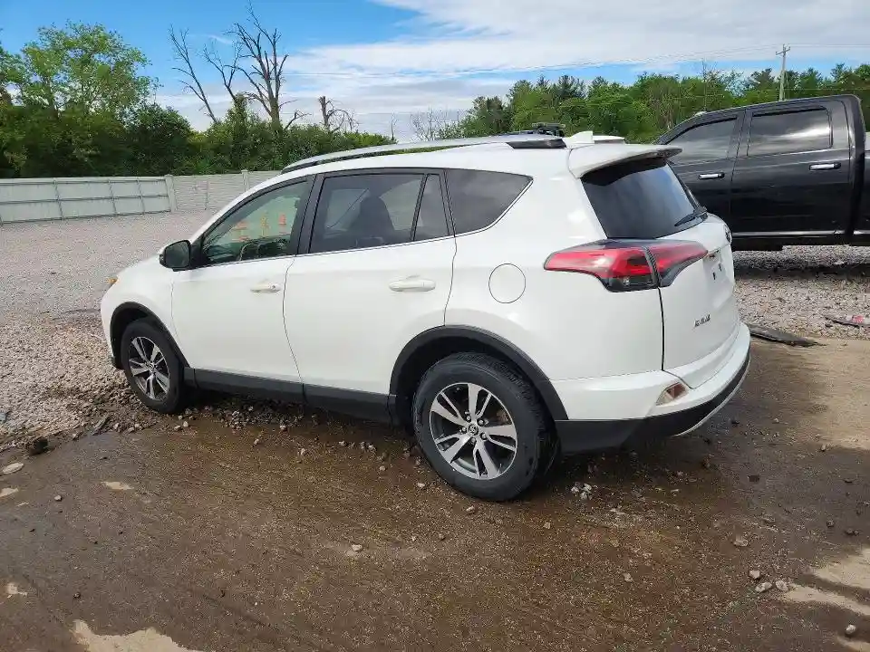 JTMRFREV8GJ078397 2016 TOYOTA RAV4-1
