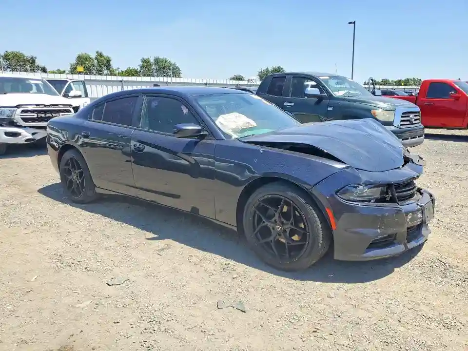 2C3CDXHG4GH332805 2016 DODGE CHARGER-3