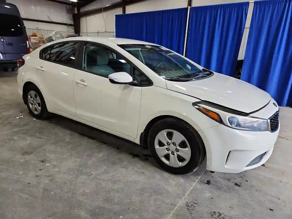 3KPFK4A71HE036645 2017 KIA FORTE-3