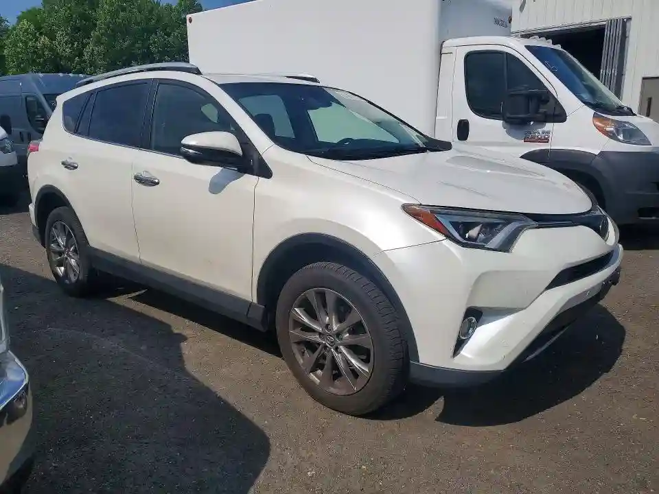 JTMDFREVXGJ054886 2016 TOYOTA RAV4-3